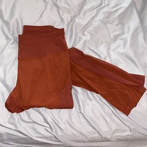 ATHLETA- Trekkie Crop Leggings, Size 0